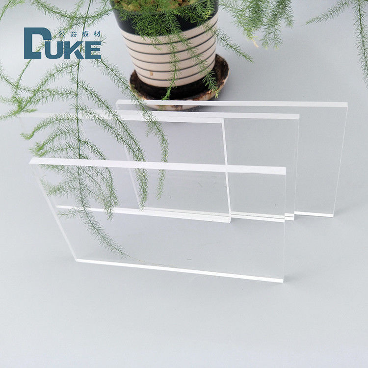 高透明度光学キャストアクリルシート バージン三菱MMA 92% 光線透過率 カスタムカット